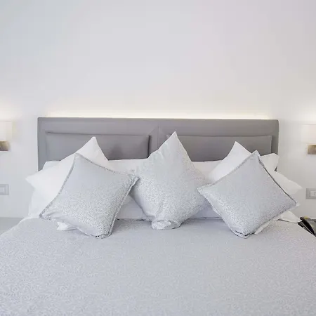 Ossuna Bay Boutique Hotel 3*