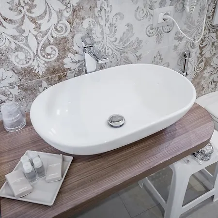 Ossuna Bay Boutique Hotel Cefalù