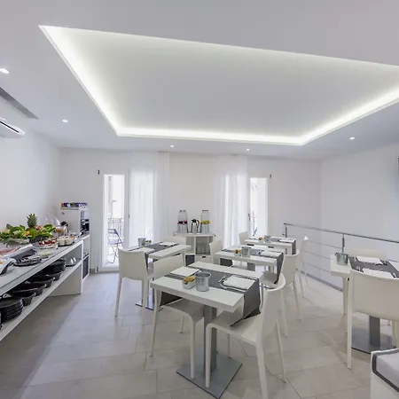 Ossuna Bay Hotel 3*