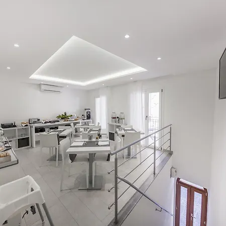 Ossuna Bay Boutique Ξενοδοχείο Cefalù